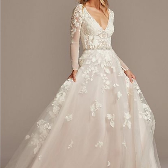 Brand New Wedding Dress - Picture 7 of 8